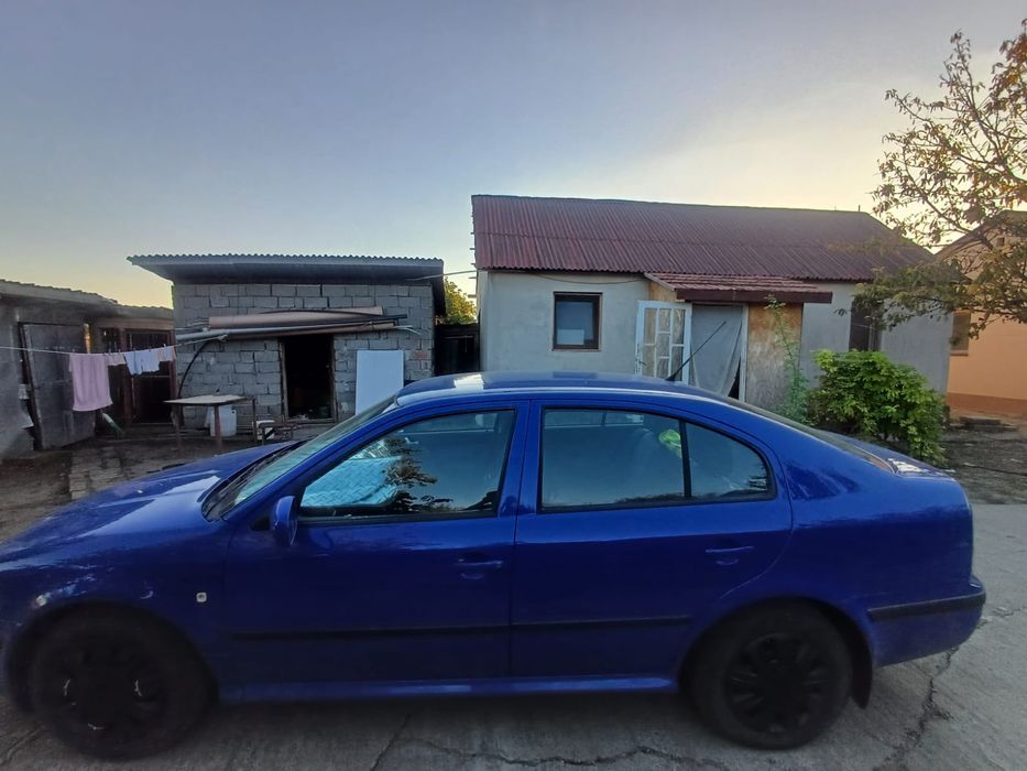 Vând scoda Octavia