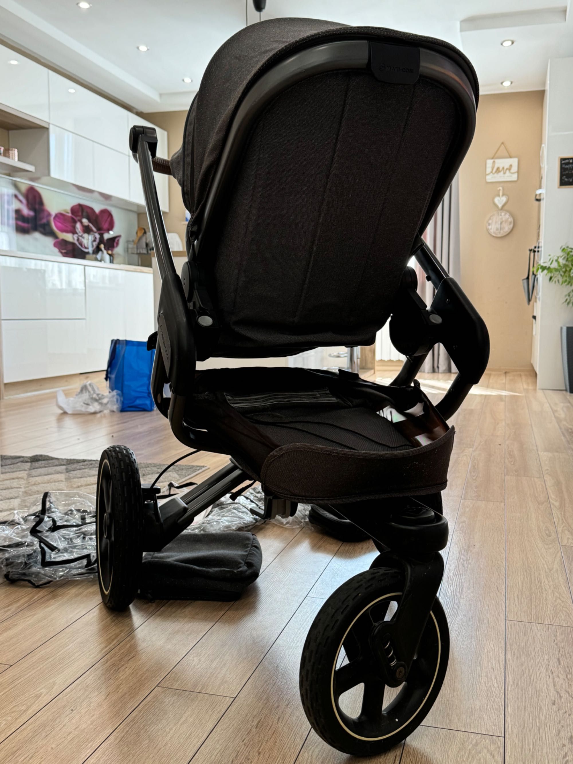 Бебешка количка Maxi cosi