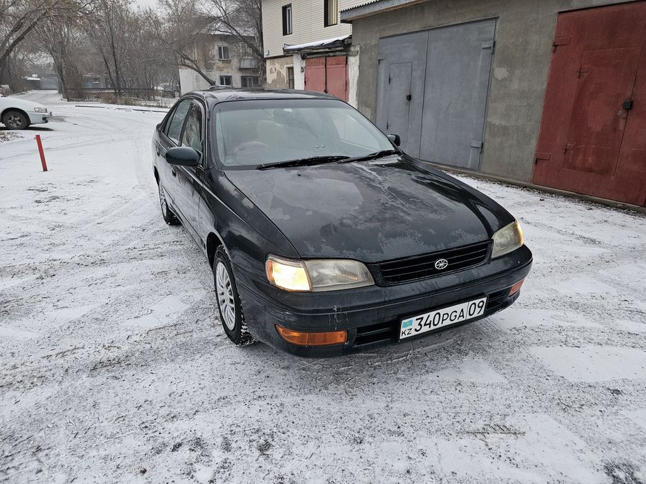 Тойота CORONA.  2L .