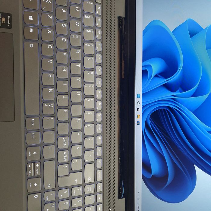 Lenovo IdeaPad 5, i5 gen 10 reducere Black Friday