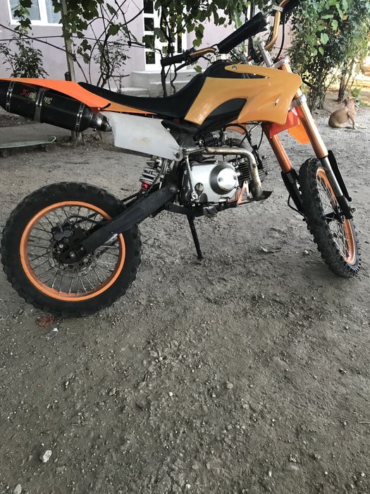 Cross 125 cc model mare