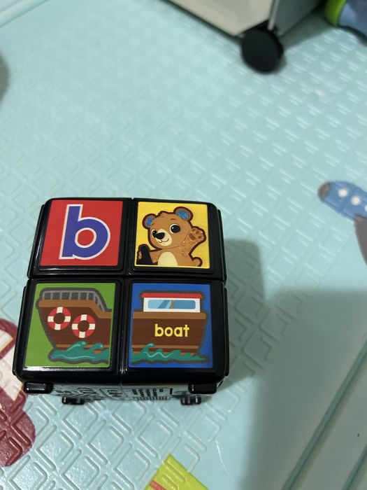 Cub interactiv bebelusi