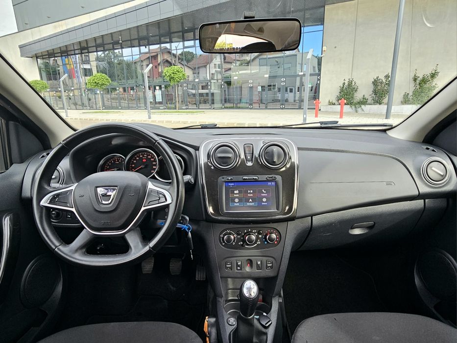Dacia Sandero GPL de fabrica, Navigatie, Pilot Automat