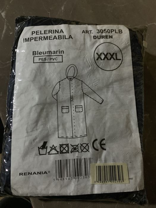 Pelerina de ploaie noua