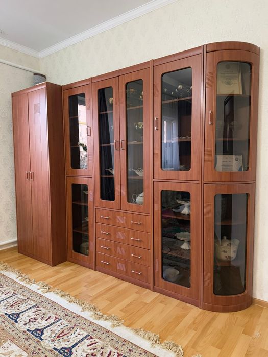 Шкаф для гостиной