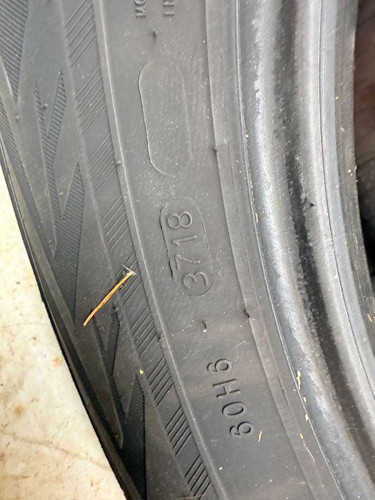 anvelope iarna Nokian 235/55/18
