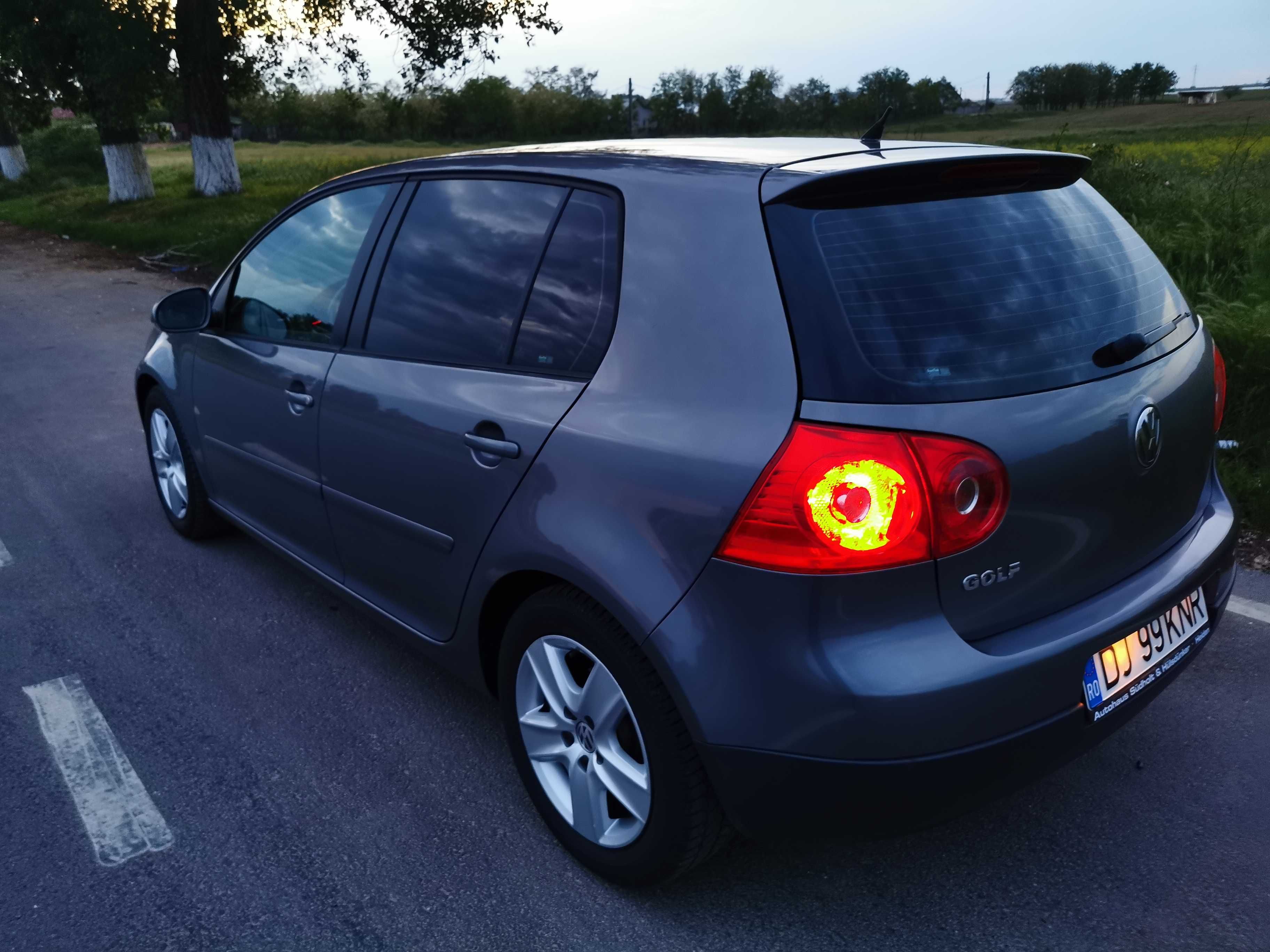 Vw  GOLF 5, 1,9 D.  6 viteze - IMPECABILA!!!