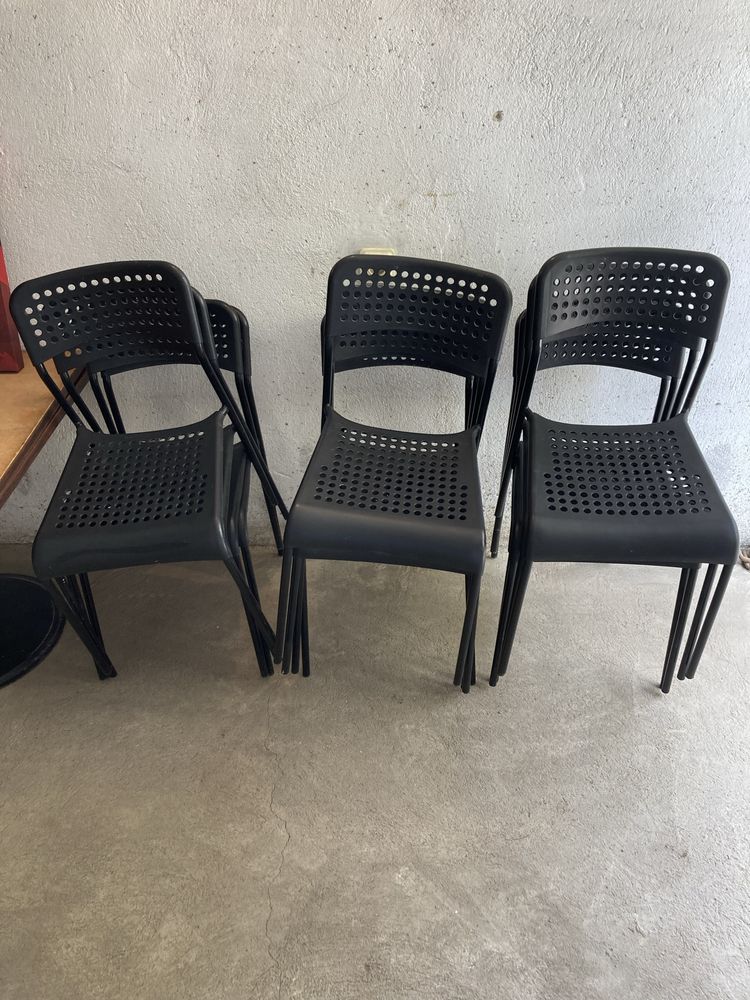 Пластмасови столове с метална конструкция от-ИКЕА