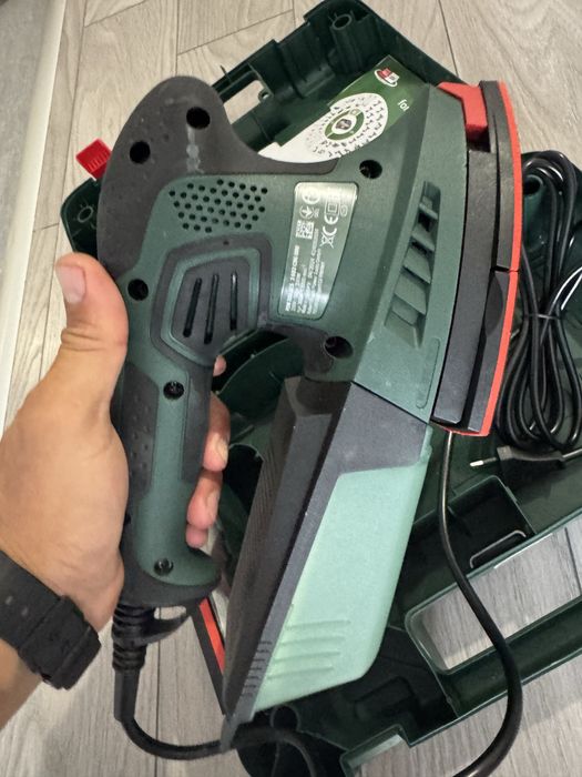 Aparat de slefuit multifunctional bosch NOU