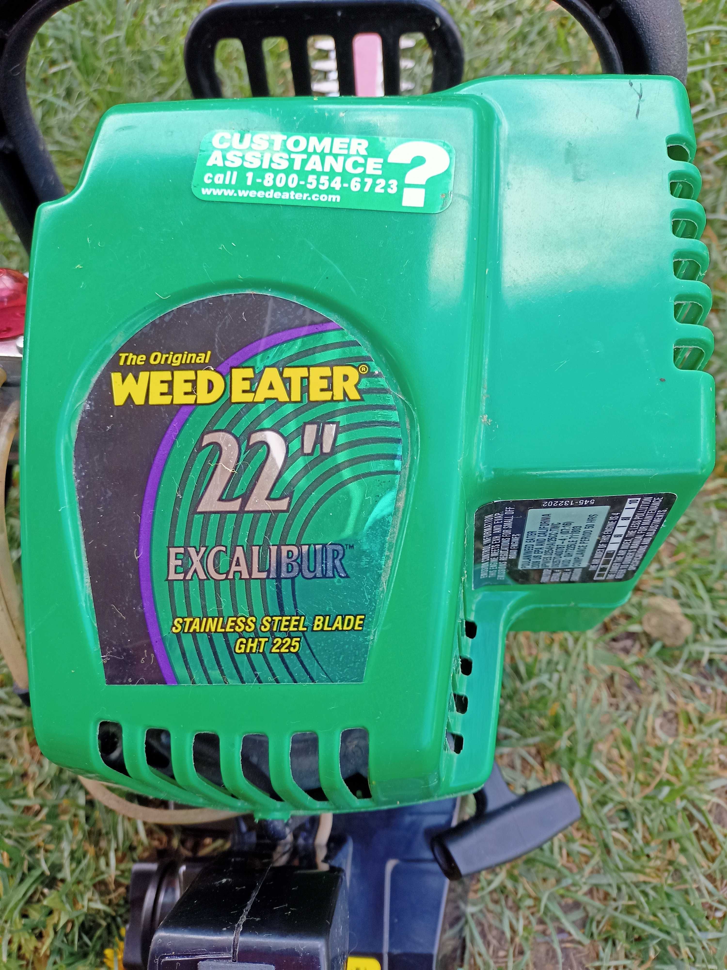 Trimmer pe benzina pentru gard viu Weed Eater Excalibur