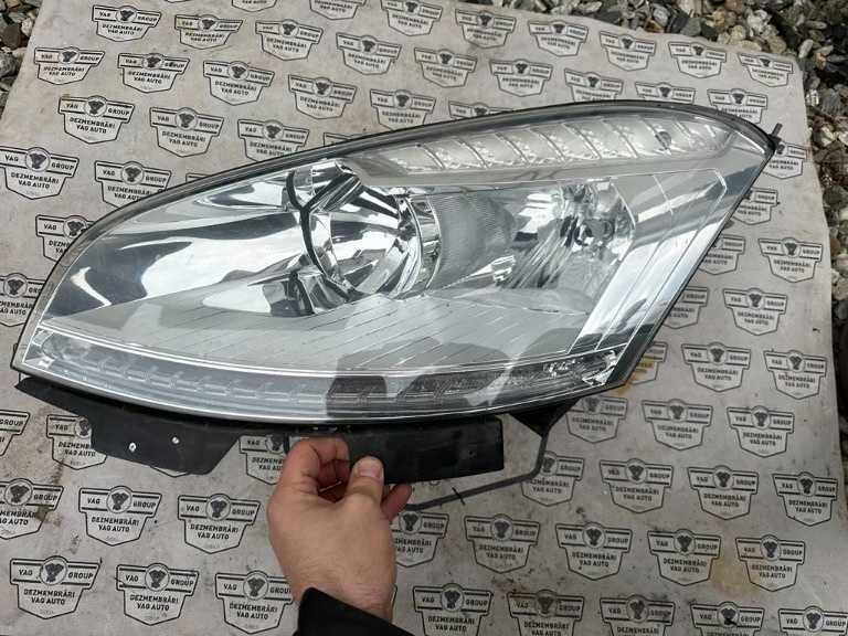 FAR Stanga (SEMNAL ALB) CITROEN C4 PICASSO 07-14, 071705153