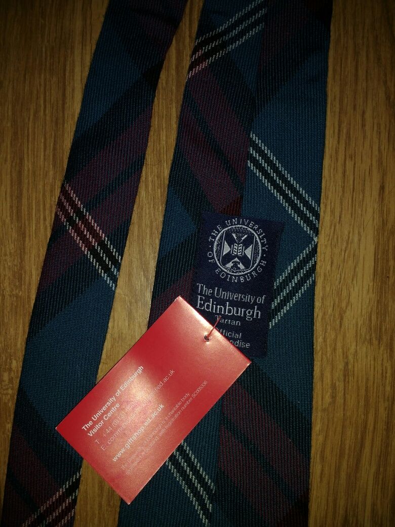 Cravată din lână made in UK gen Burberry