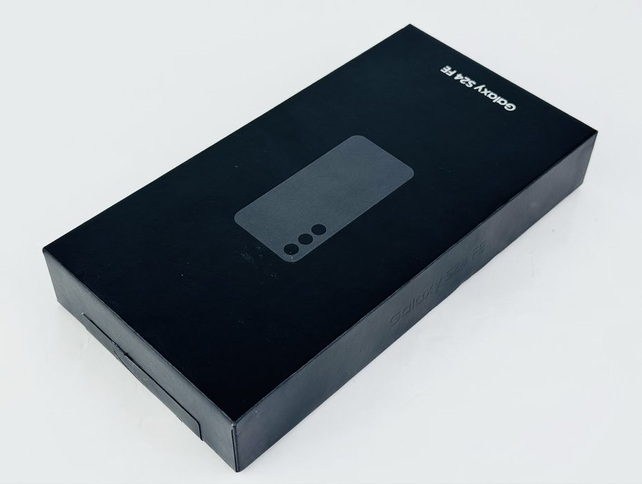 НОВ! Samsung Galaxy S24 FE 5G 128GB 8RAM Graphite Гаранция!