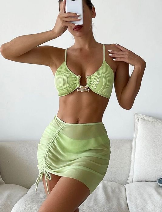 Комплект бански от три части в зелено