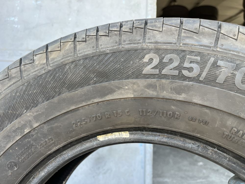 2 бр. гуми за бус 225/70/15C Barum 8+ DOT 1317
