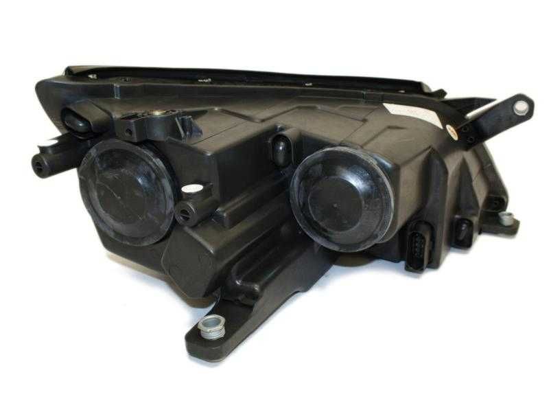 Far stanga/dreapta VW Tiguan 5N an 2007-2010 , faruri noi