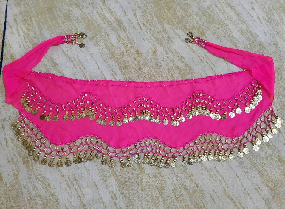 Пояс и костюм для восточных танцев