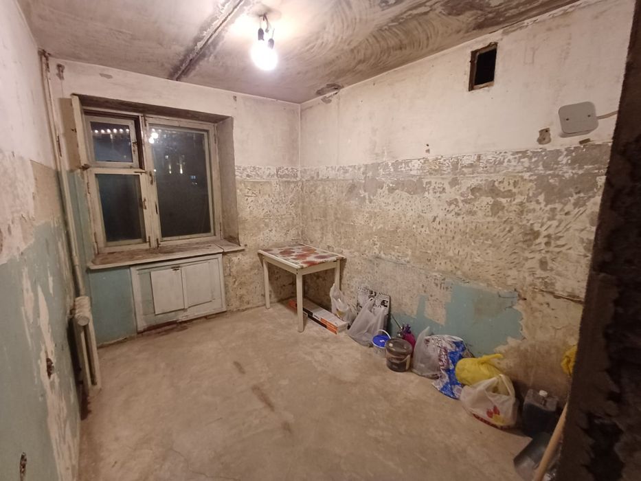 Продам 2 х комн квар. 5-14,  3 этаж.