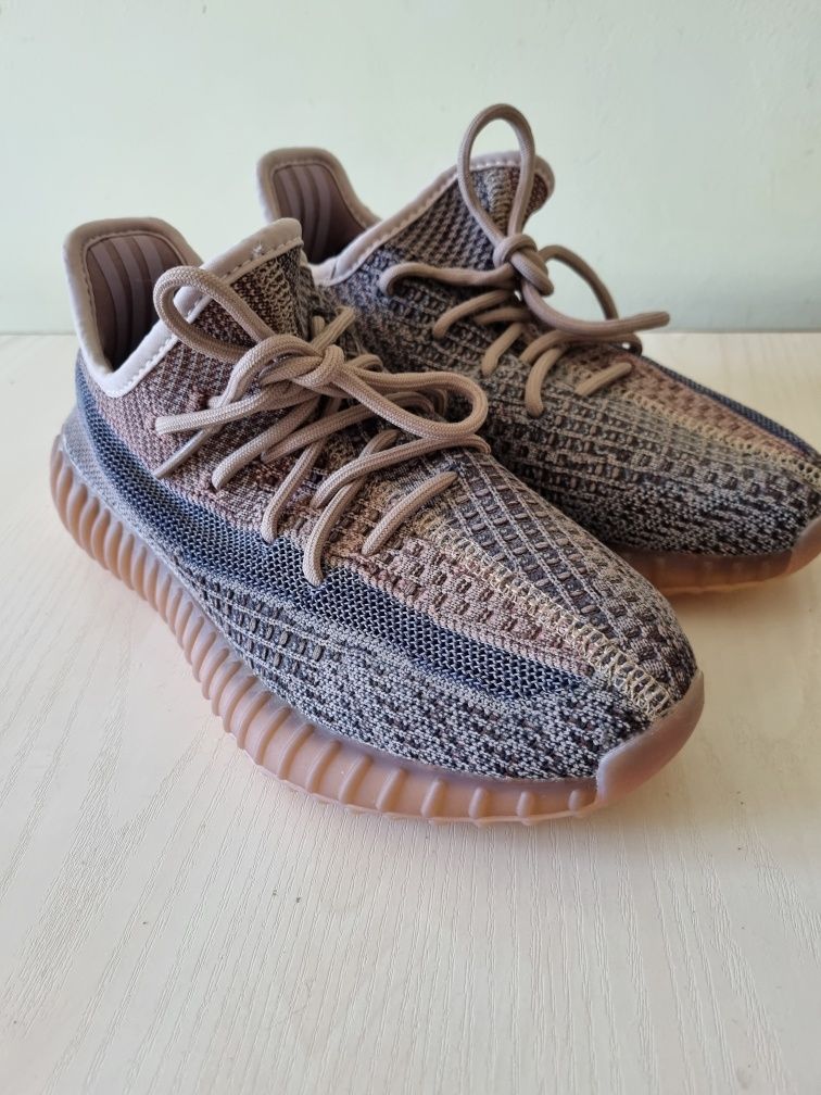 Новые кроссовки Adidas