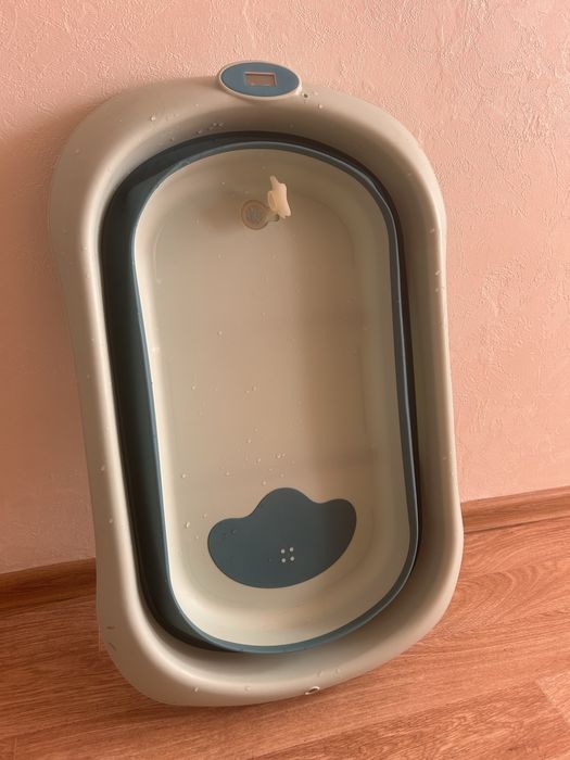 Продам детскую ванночку