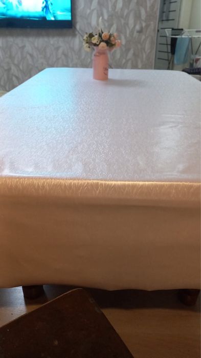 Стол обеденный стол