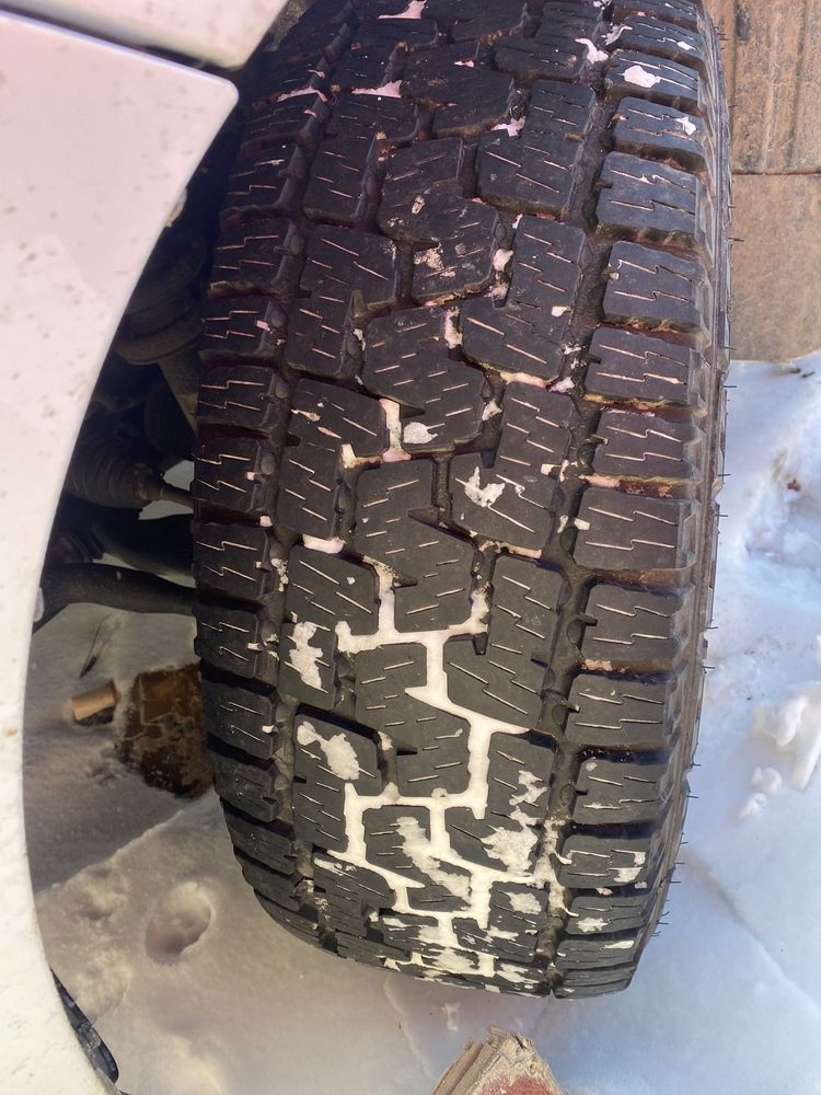 265/60/18 Pirelli