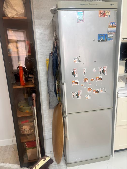 Продается холодильник