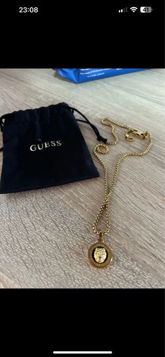 Lantișor Guess purtat o singura data