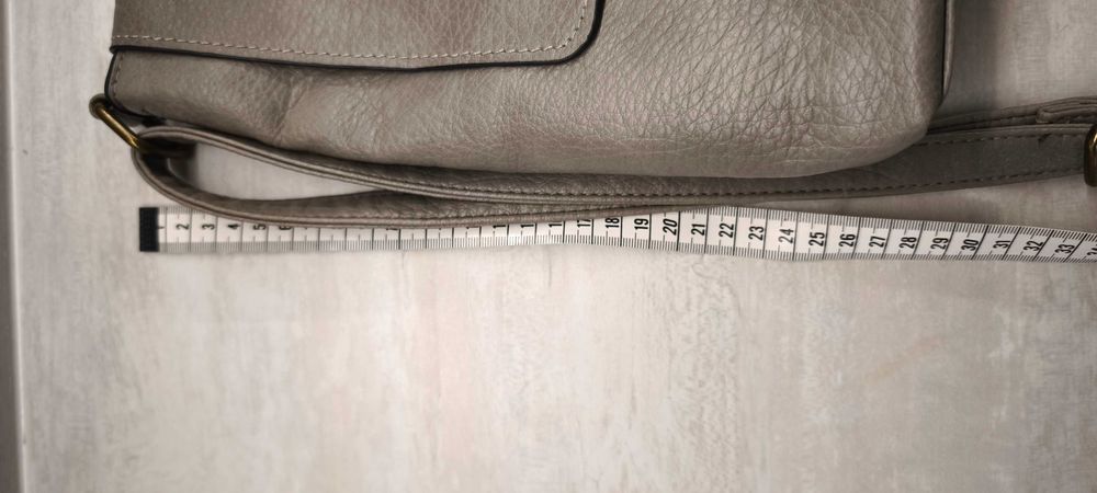 Дамска чанта Coveri Collection – стил и практичност