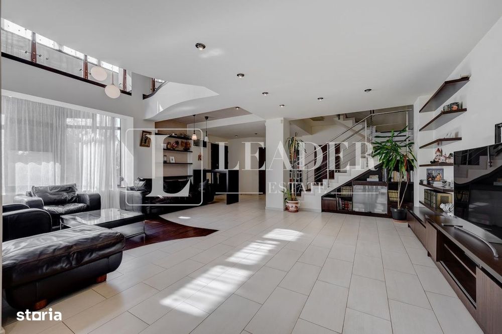 Vila Cuplata de vanzare | Sisesti | P+1+M | 2006 | Panouri solare