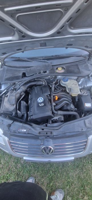 Продавам на части Volkswagen pasat 5 1.6 бензин