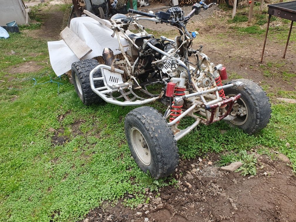 Dezmembrez guad hyosung Te450S rapier