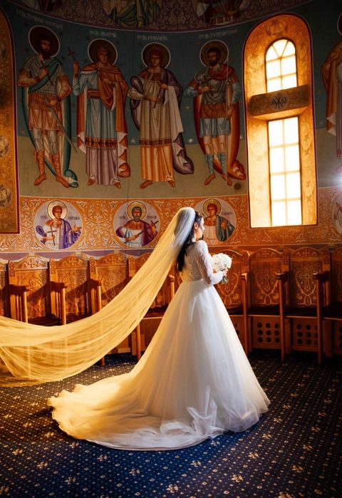 Vând rochie de mireasa impecabila