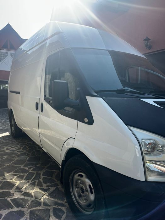 Vând Ford Transit 2.2