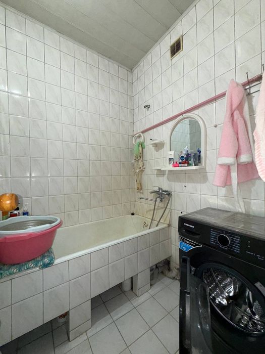 Юнусабод 2.кв 2/4/4 54.квадрат Срочно квартира