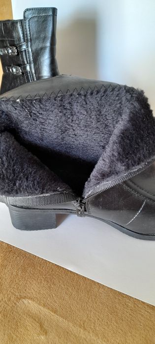 Ghete negre ,marime 39