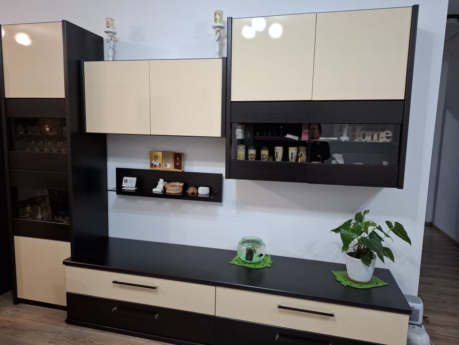 Vând mobilă de living marca Lems în stare foarte bună