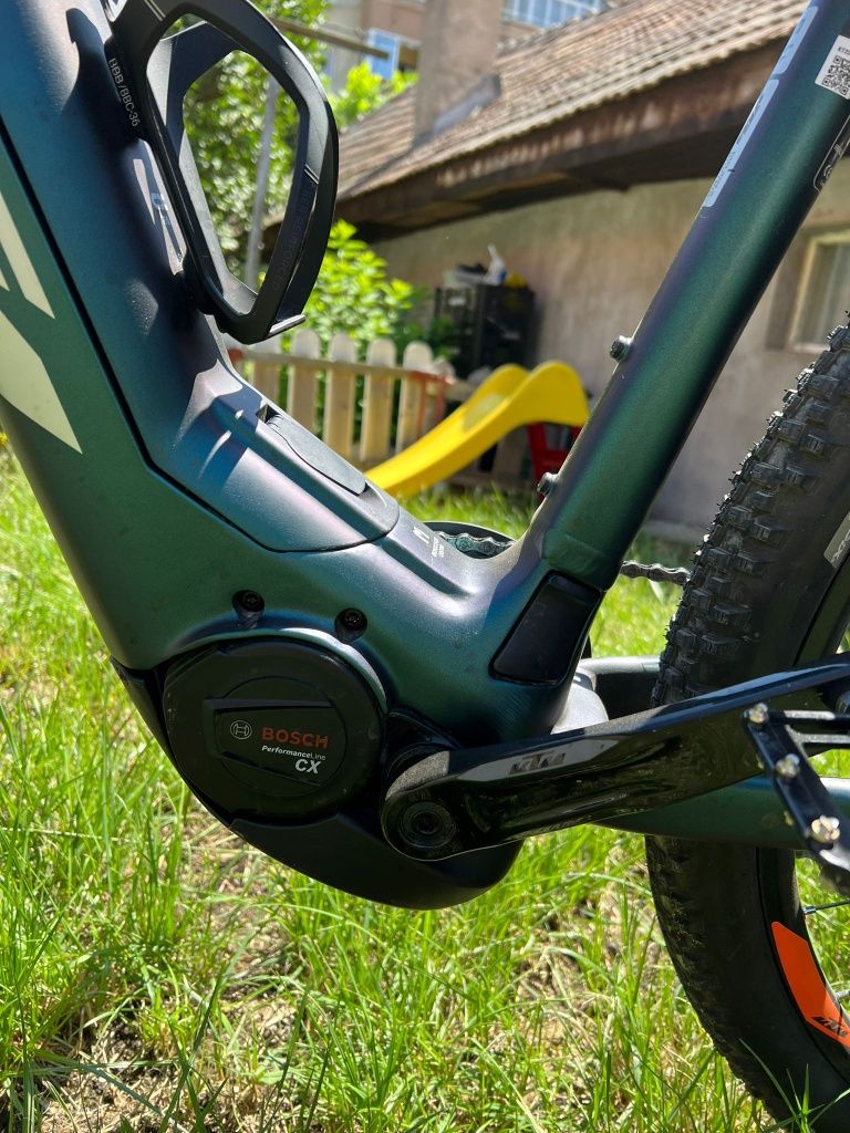 Bicicleta electrica KTM macina Bosch smart System