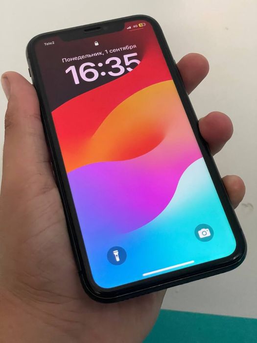 iPhone 11, 64гигов