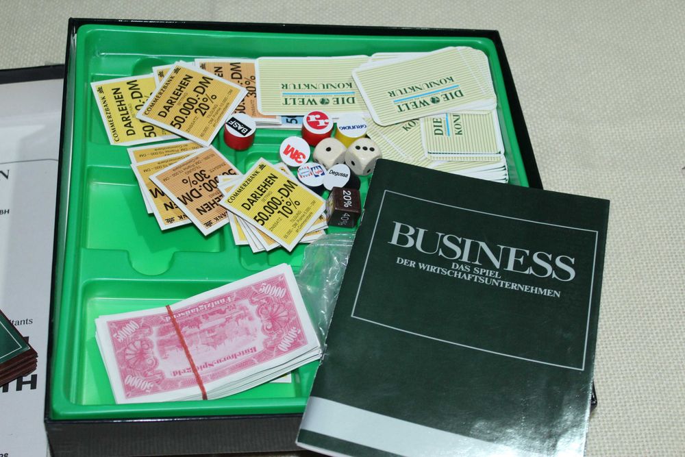 Настолна игра „Buzines”