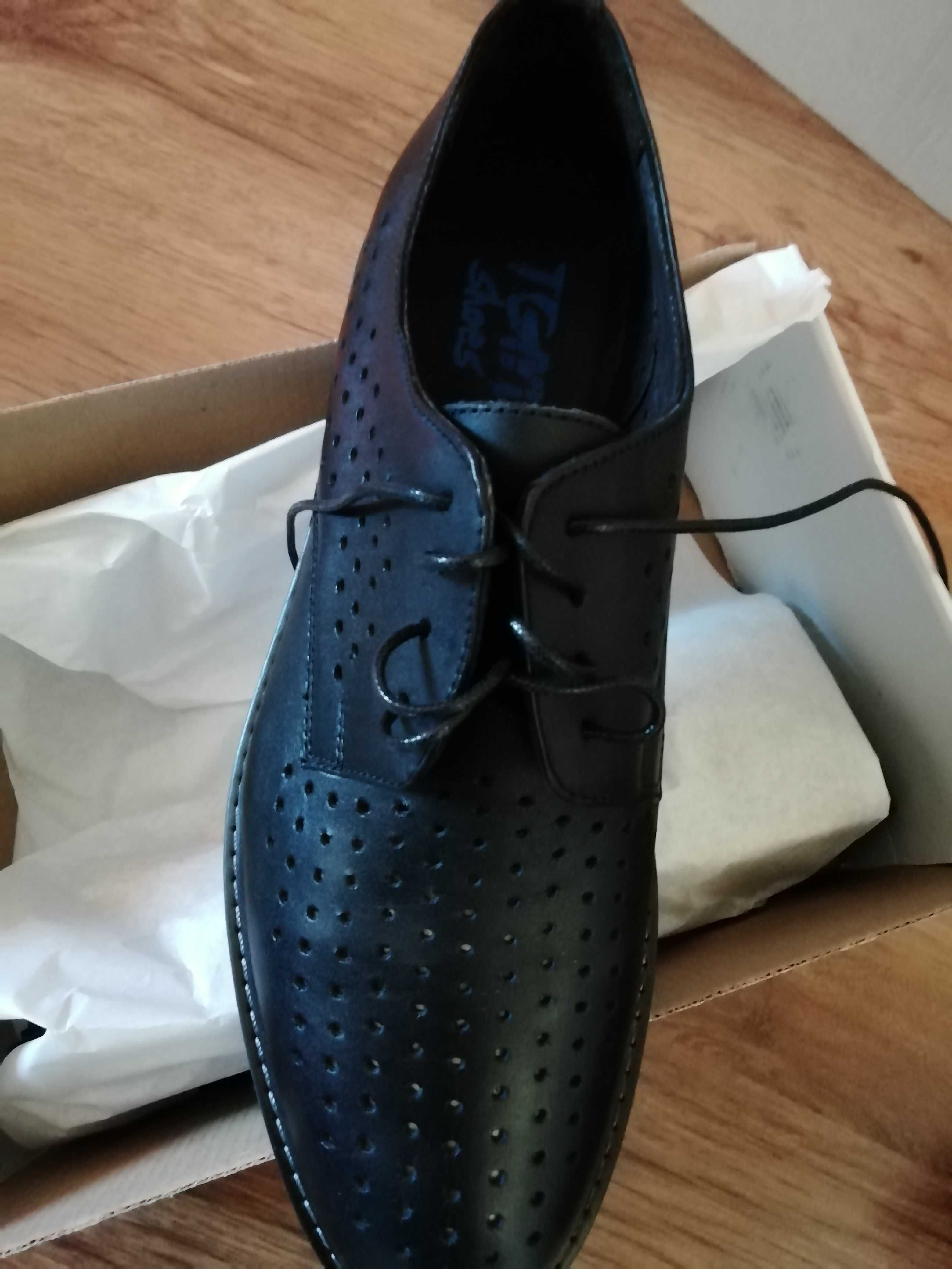 *Pantofi piele pt barbati, nr 41*