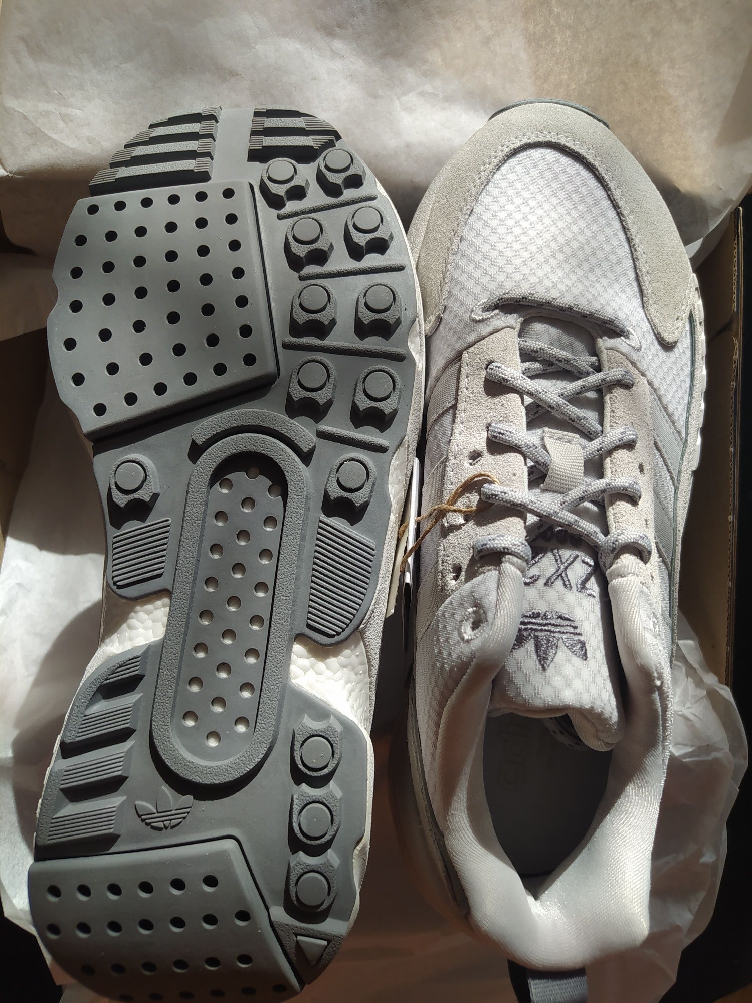 Нови дамски маратонки Adidas ZX22 Boost, ном.39