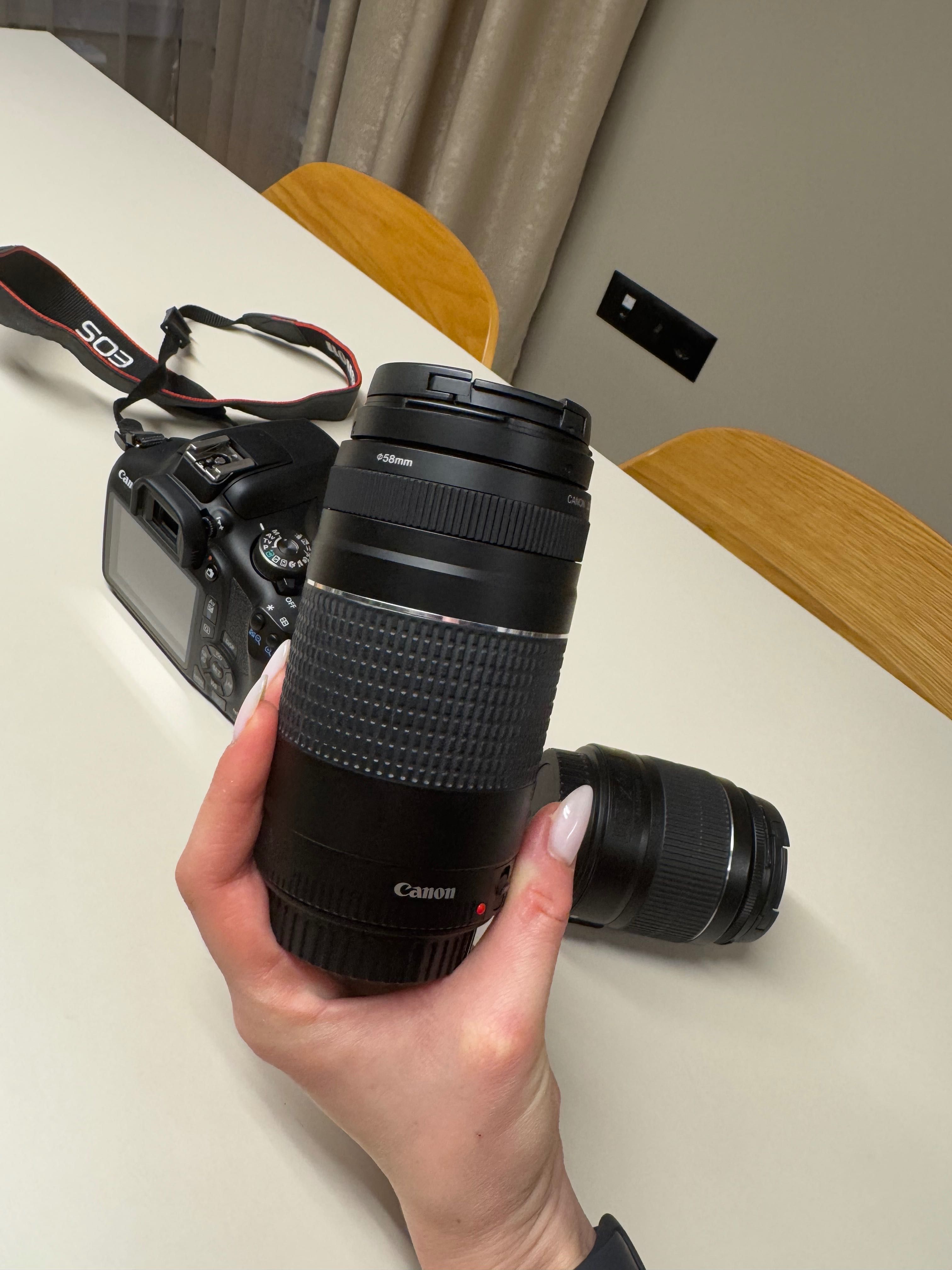 Canon EOS 2000D + Обектив EFs 18-55mm IS + Обектив EF 75-300