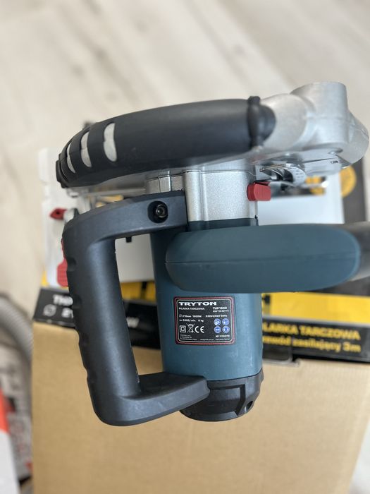 Circular Tryton THO1800