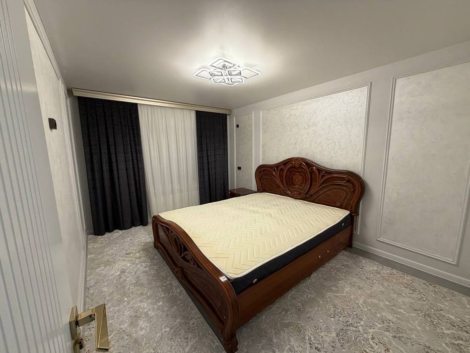 Шарк,Чевар томонда жойлашган 2 хонали квартира ижарага берилади