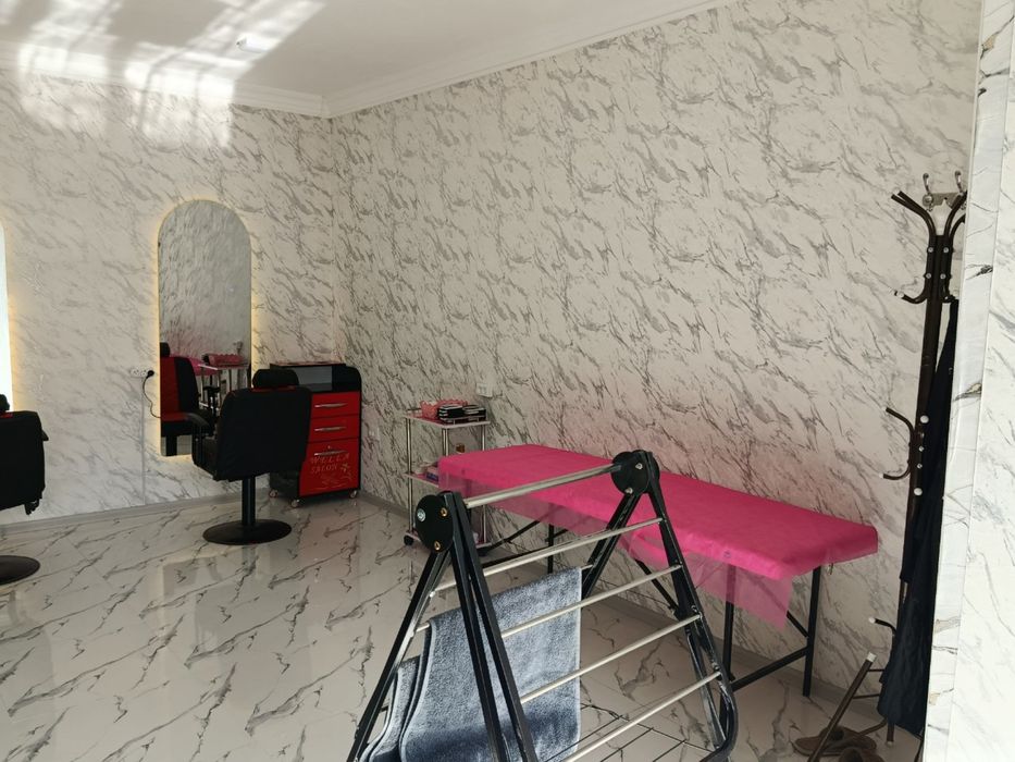 Salon uchun jihozlar sotiladi
