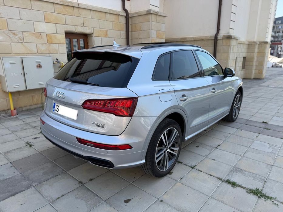 Audi Q5 • S-Line • Quattro • Matrix • Virtual • Pano • Keyless • Piele