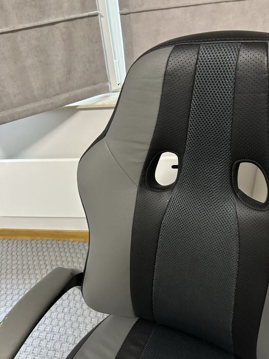 Стол за офис