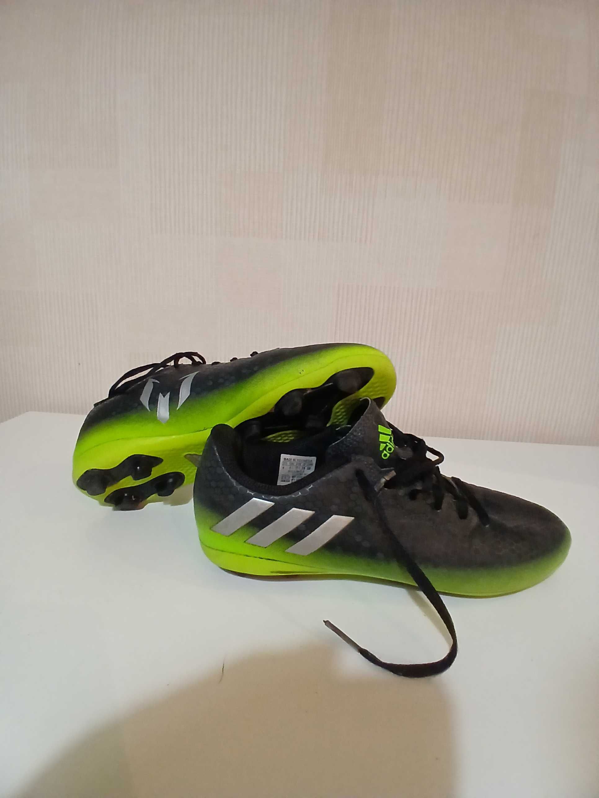 Аdidas Messi бутонки 37,5