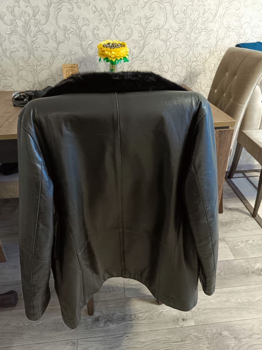 Продам дубленку натуральная кожа